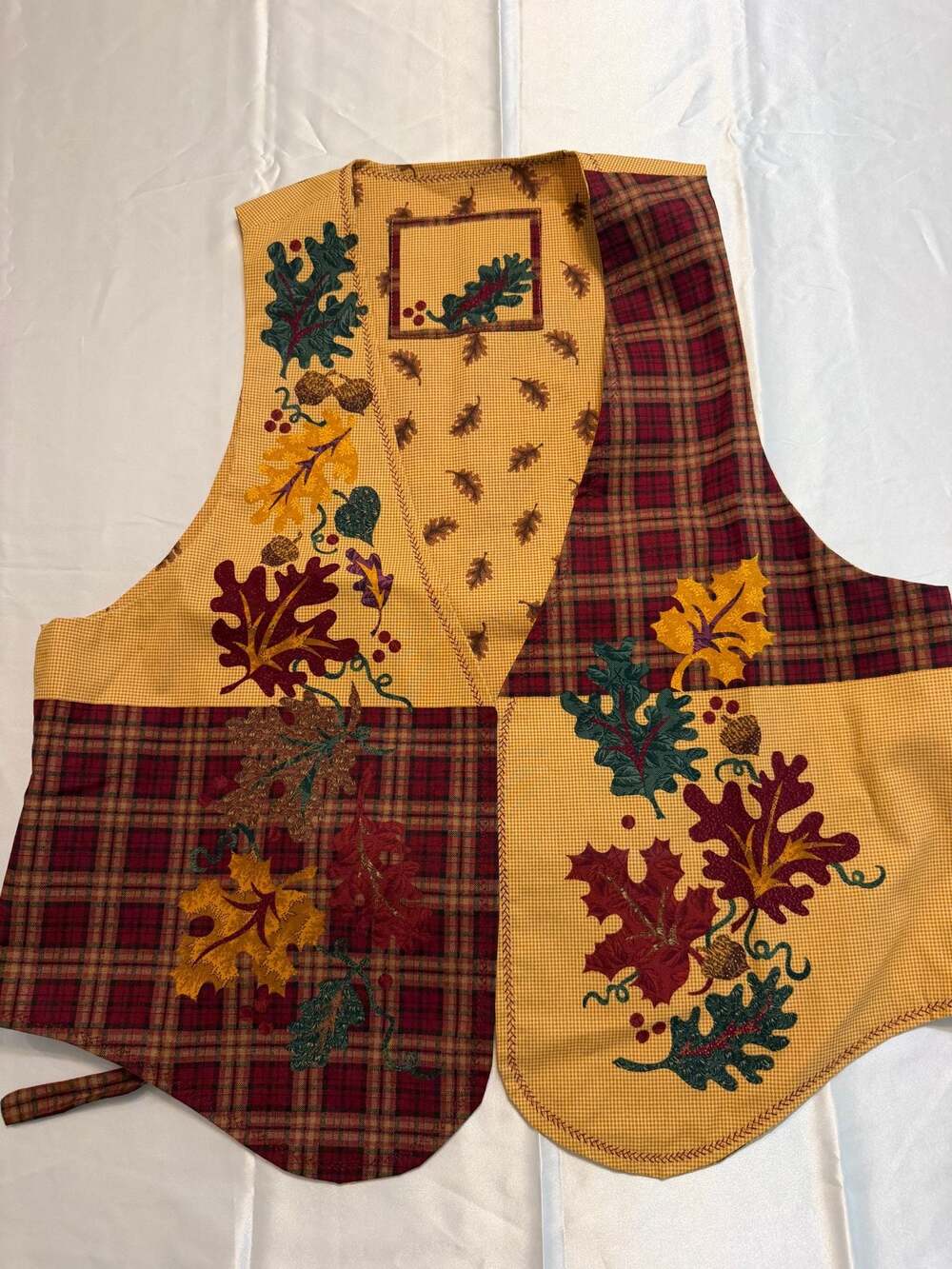 Vintage Fall Autumn Leaf Embroidered Checkered Vest